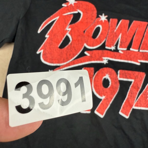 David Bowie 1974 Graphic Tee Unisex Small Black Rock Music Short Sleeve Shirt - Picture 7 of 7